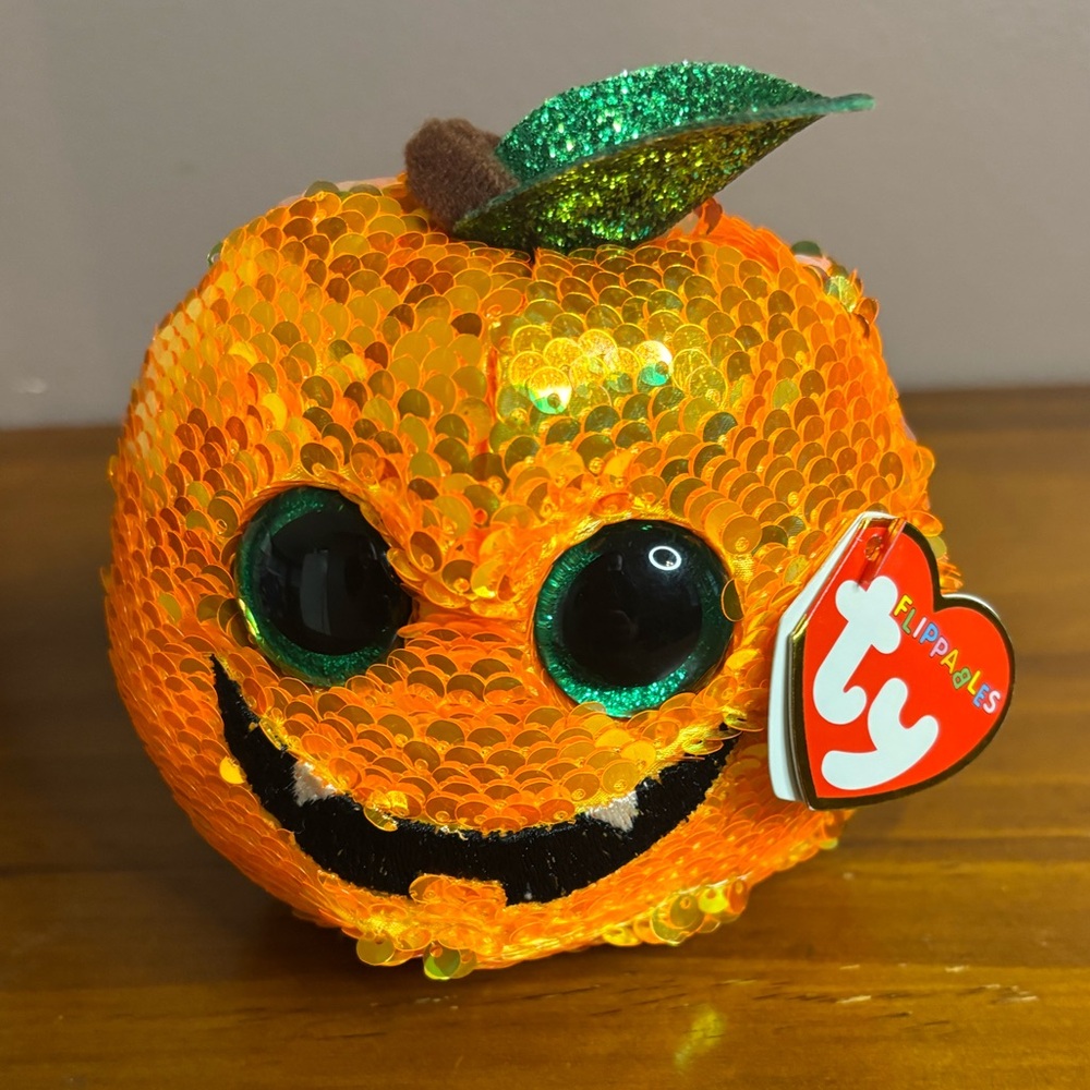 Ty small Flippable “Seeds” Sparkling Orange Pumpkin
